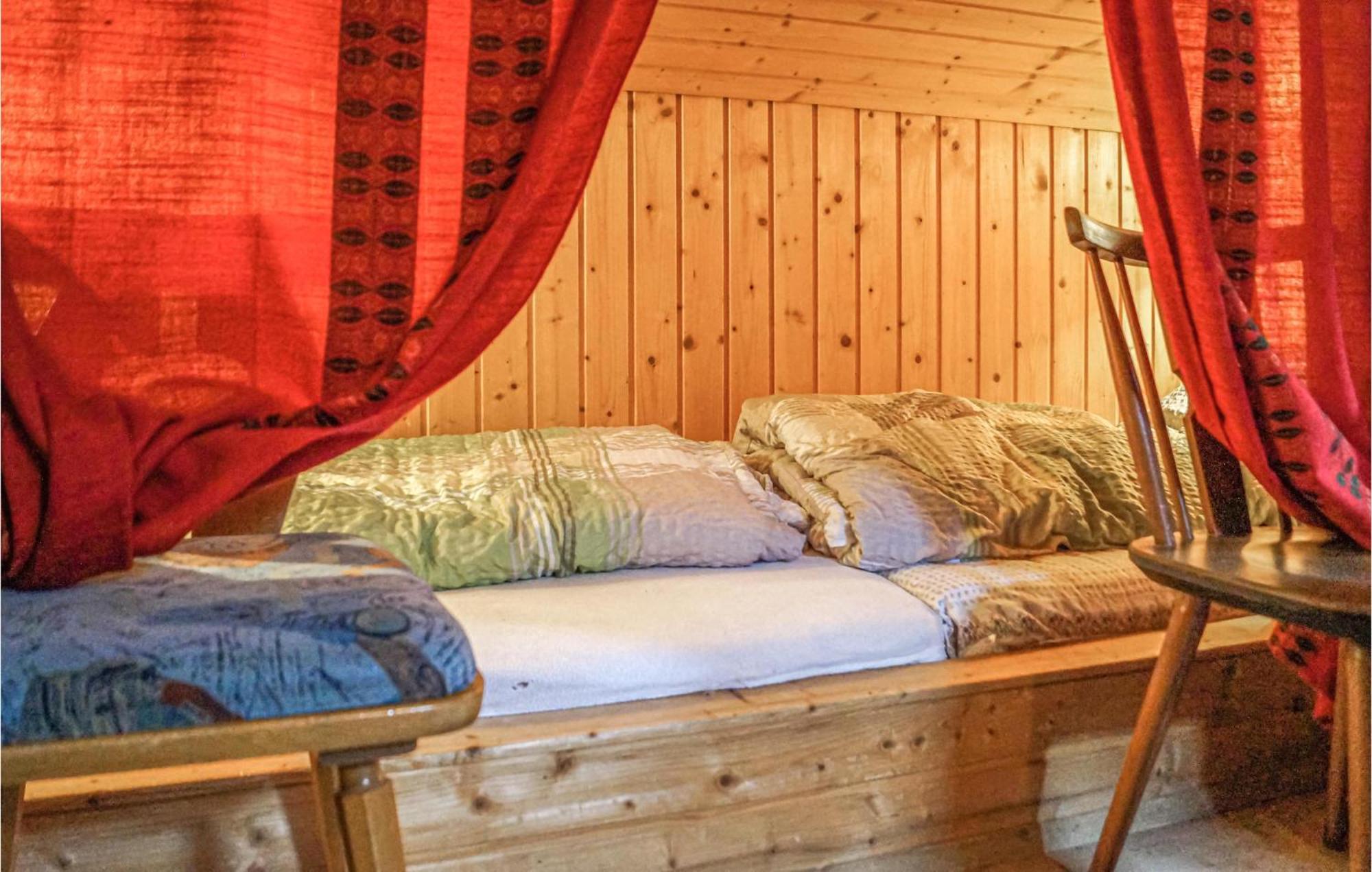 1 Bedroom Cozy Apartment In Hinterburg Extérieur photo